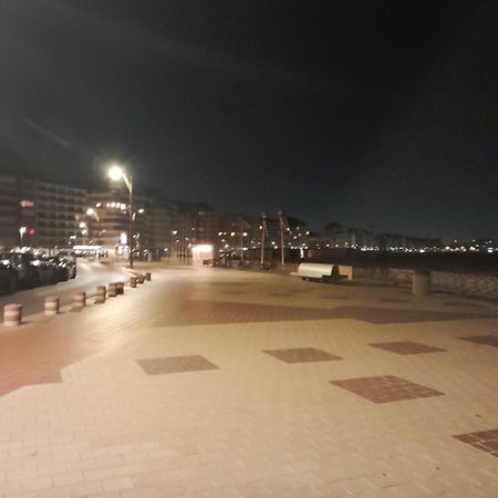 Studio Spacieux 50 M2 Pour 2+2 Tout Confort Knokke-Heist Dış mekan fotoğraf